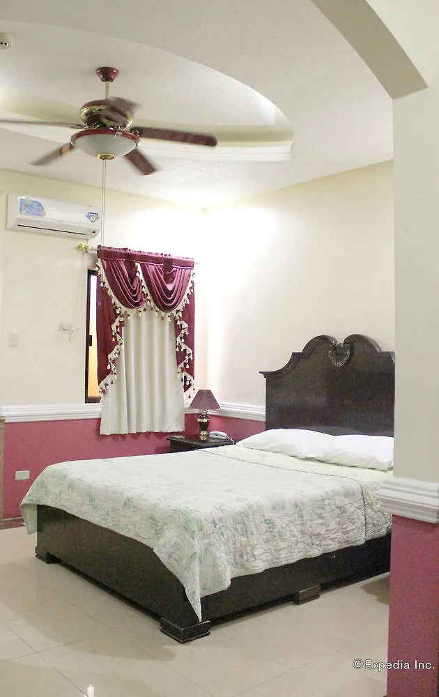 Kokomos Suites Hotel Ángeles
