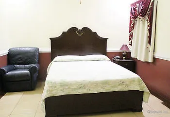 ***  Kokomos Suites Hotel Angeles Filipiny