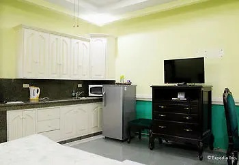 Kokomos Suites Hotel Angeles