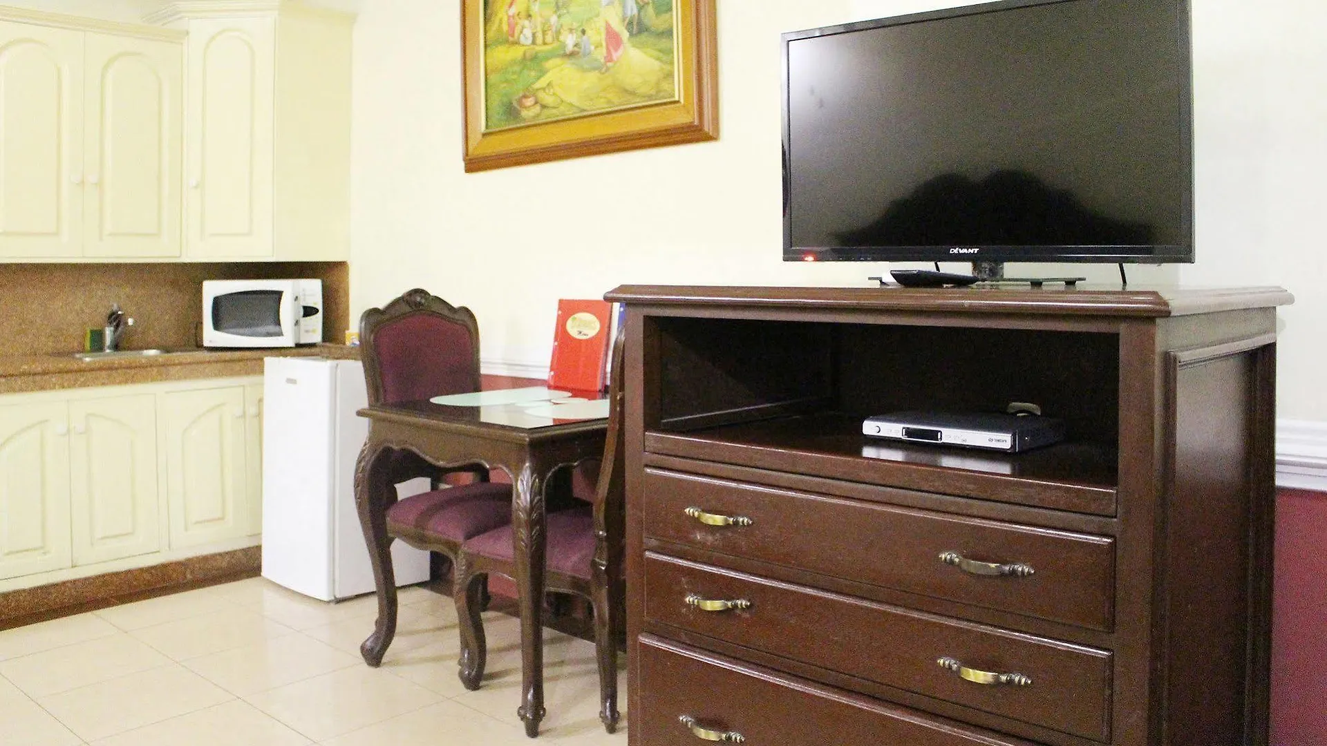 Kokomos Suites Hotel Angeles